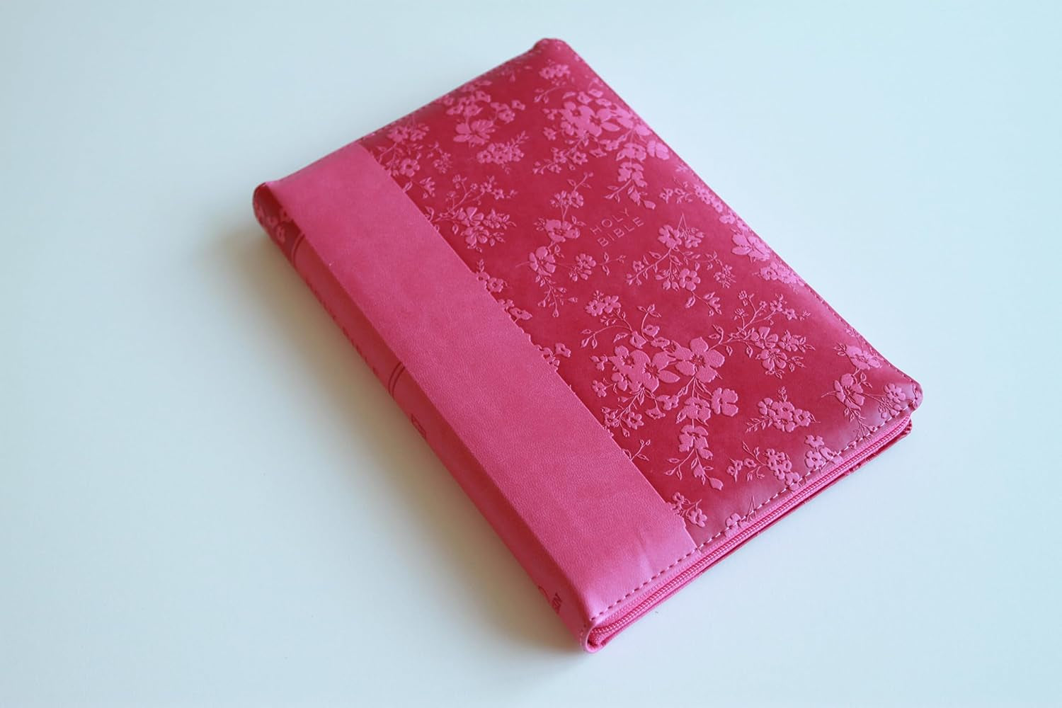 KJV Holy Bible, Large Print Handy Size, Fuchsia Premium Imitation Leather W/Ribbon Marker, Red Letter, Zipper (KJV Medium Size Large Print Editions)